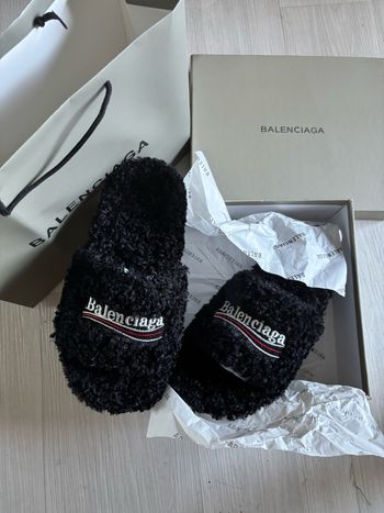 Balenciaga fur slide