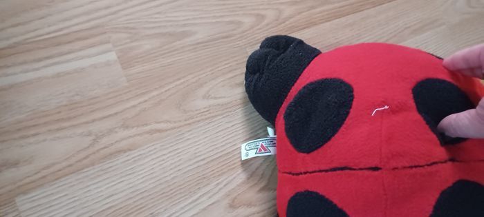 Très jolie peluche coccinelle 🐞 - photo numéro 4