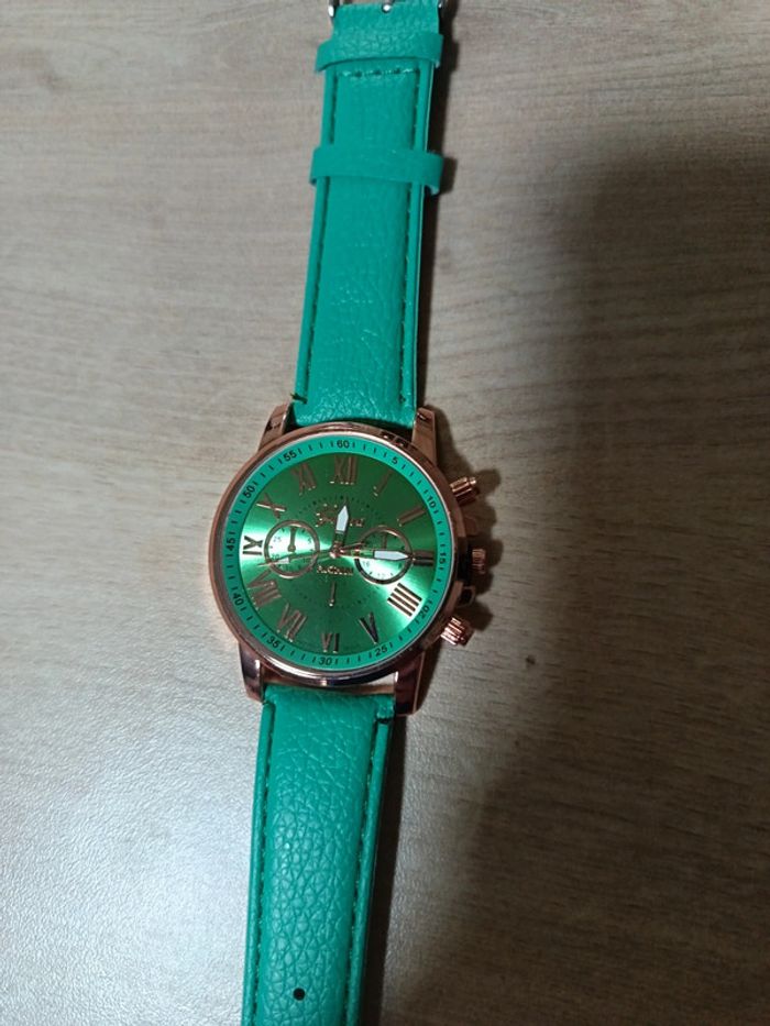 Montre - photo numéro 2
