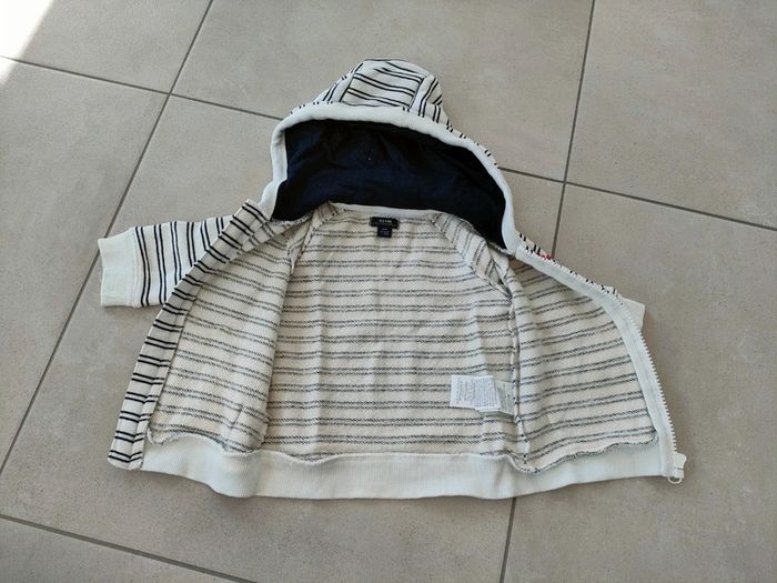 Gilet rayé - Taille 12 mois - photo numéro 3