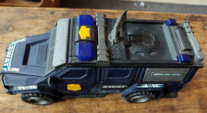 Camion d Unité Spéciale du Swat - photo numéro 5