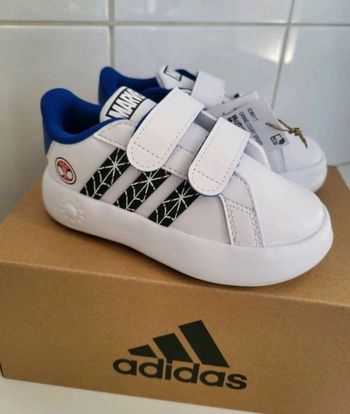 Baskets bébé Adidas Spiderman