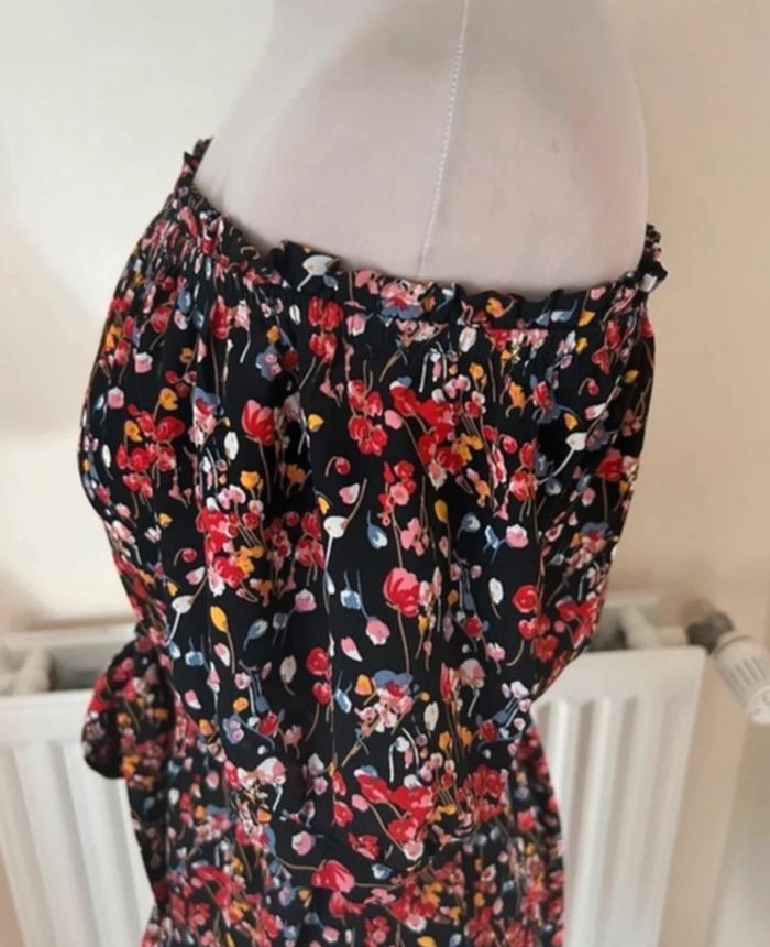 Robe fleurie, noire et rouge, Forever21 - photo numéro 9