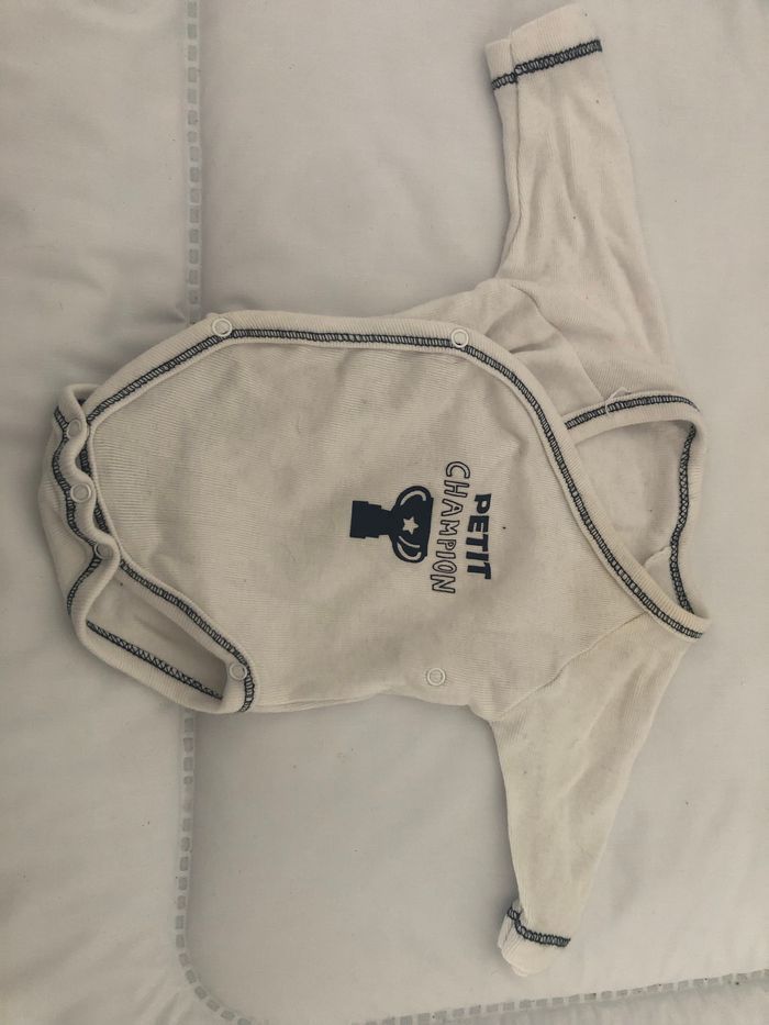 4 body naissance - photo numéro 2