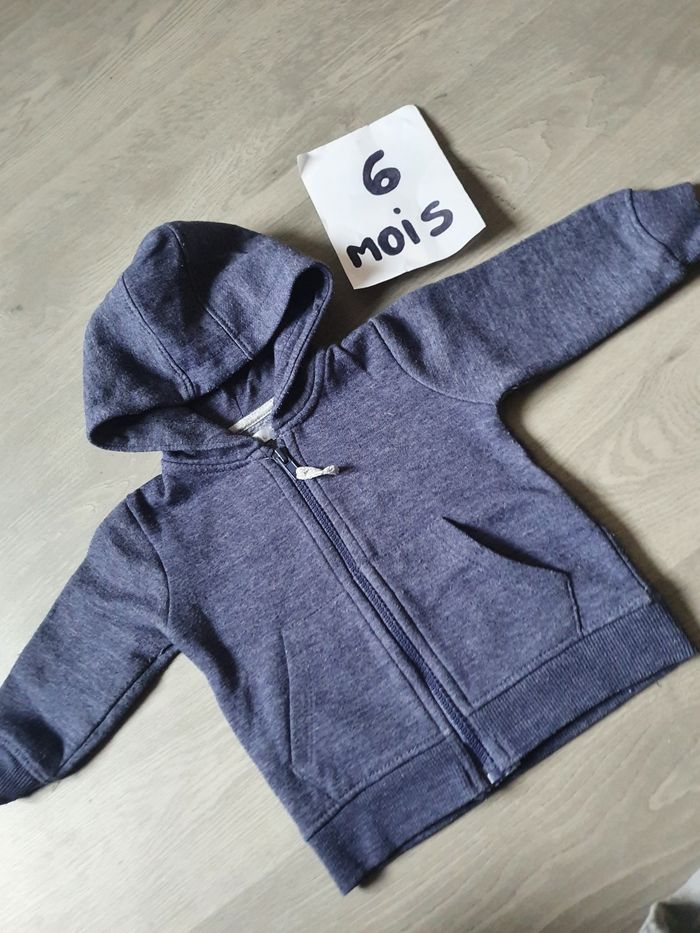 Gilet avec Capuche 6mois