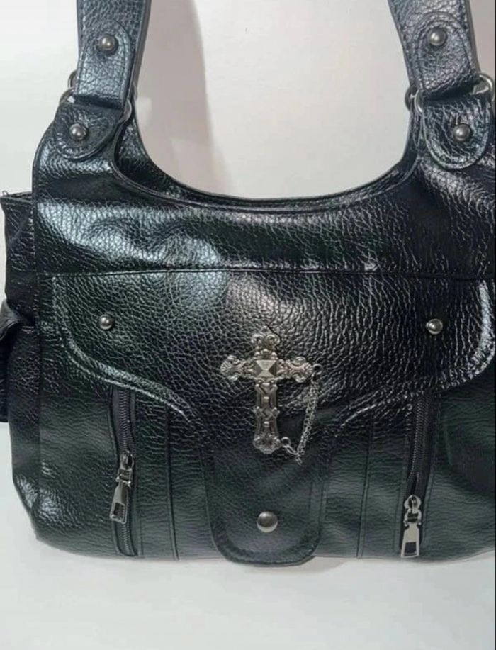Sac noir goth Y2K croix argentée – Style punk américain tendance, grand format chic et original
