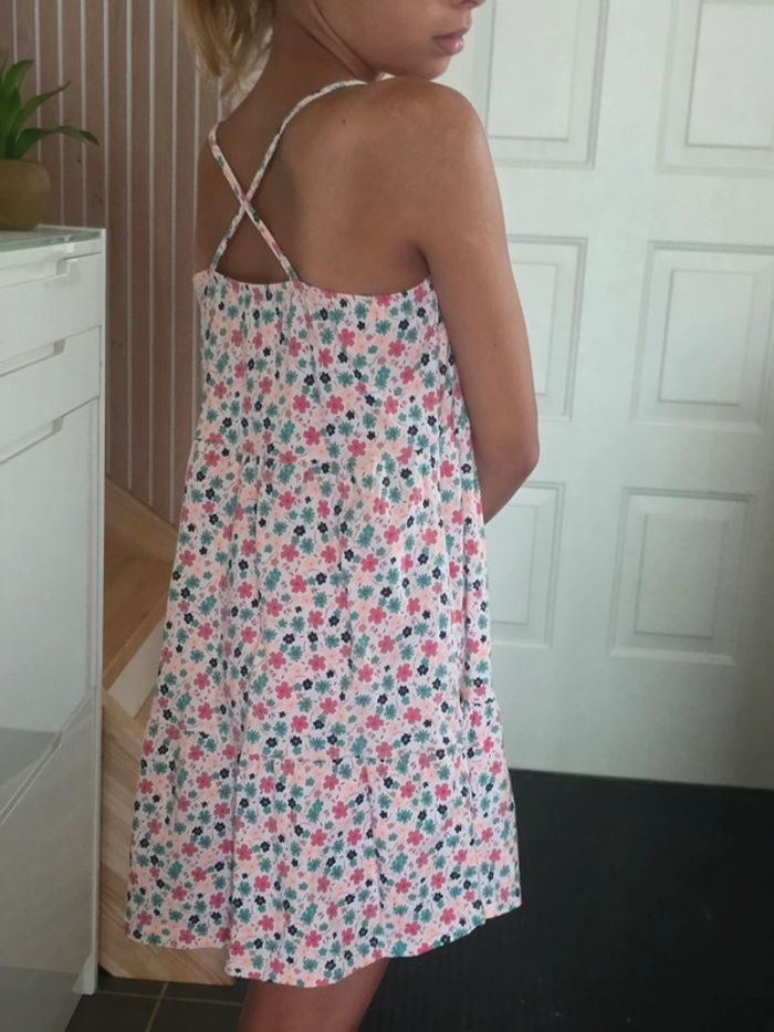 Robe d'été légère - photo numéro 2