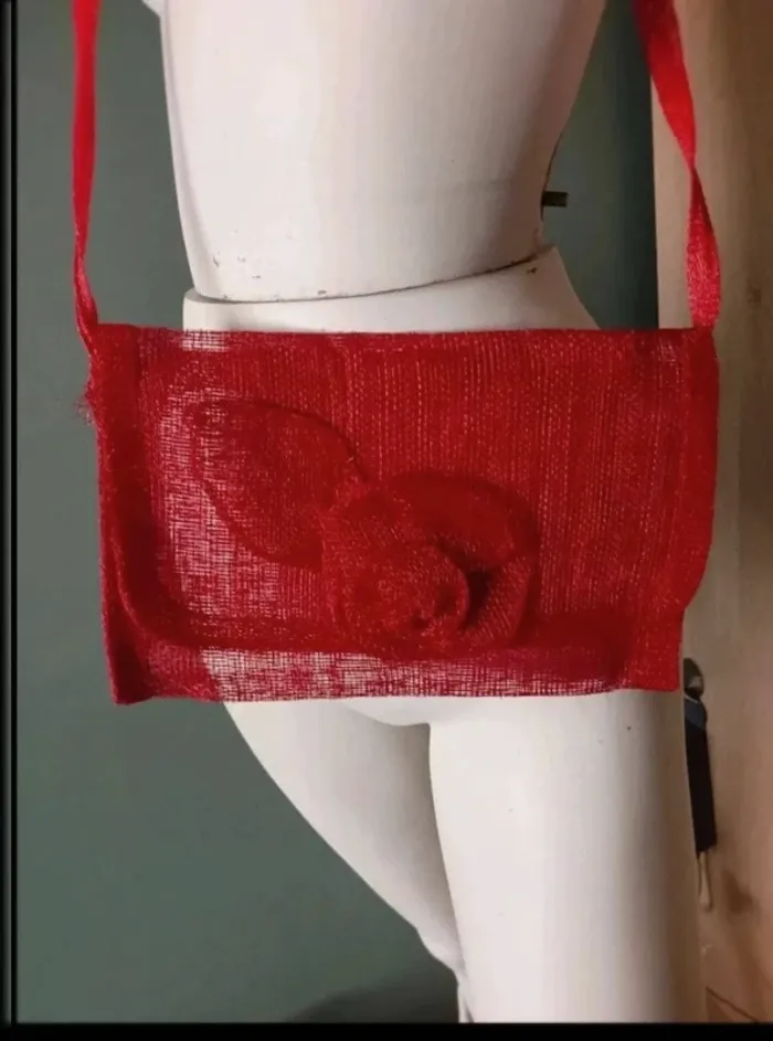 Pochette rouge bandoulière - photo numéro 3