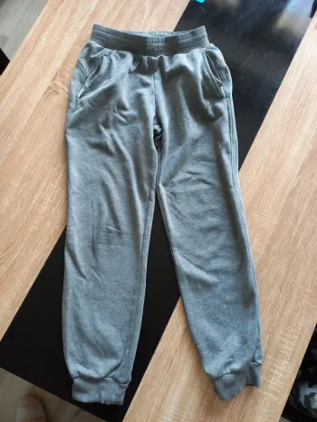 Jogging gris 10 ans
