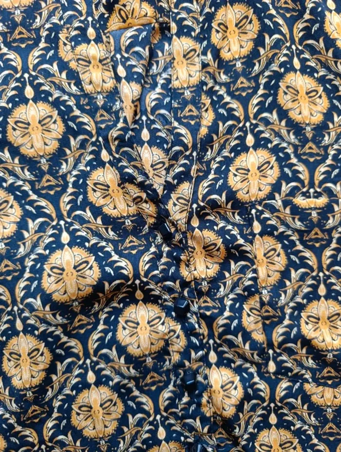 Top blouse haut Zara S noir et jaune légère et fluide - photo numéro 8