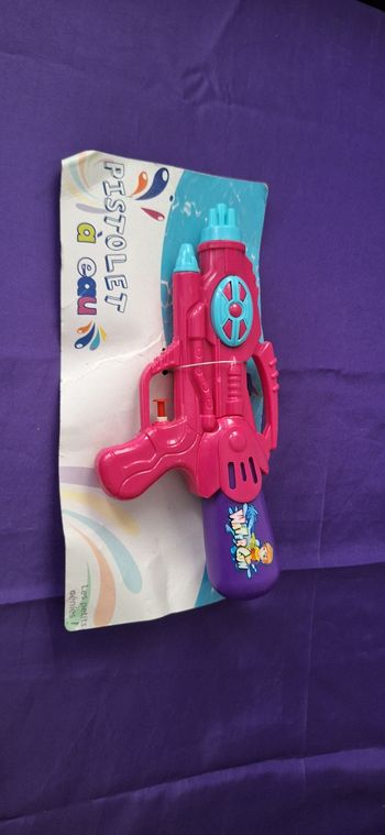 Pistolet a eau 