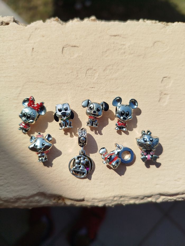 Lot de 8 charm Disney Minnie mickey Marie nemo neuf - photo numéro 6