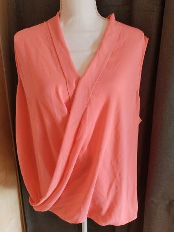 Haut , corail rose - sans manche taille 48