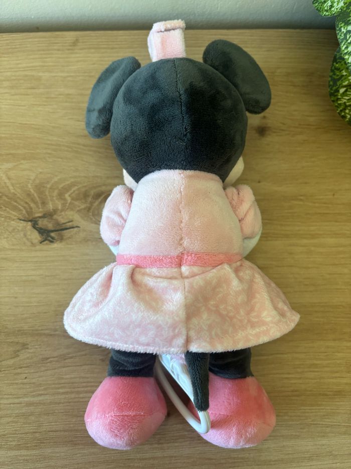 Doudou peluche musical Minnie robe rose cœur love nature Disney - photo numéro 3