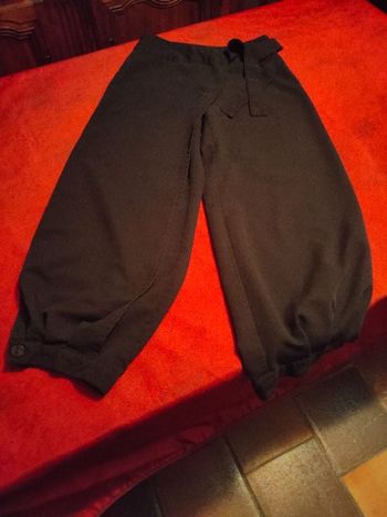 Pantalon noir taille 36 avec fermeture éclair