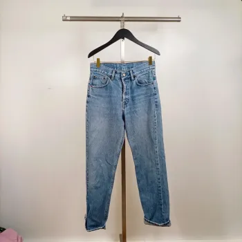 Jean Levi’s 501 vintage W29 L32 – 100 % coton – made in USA – coupe droite A1278