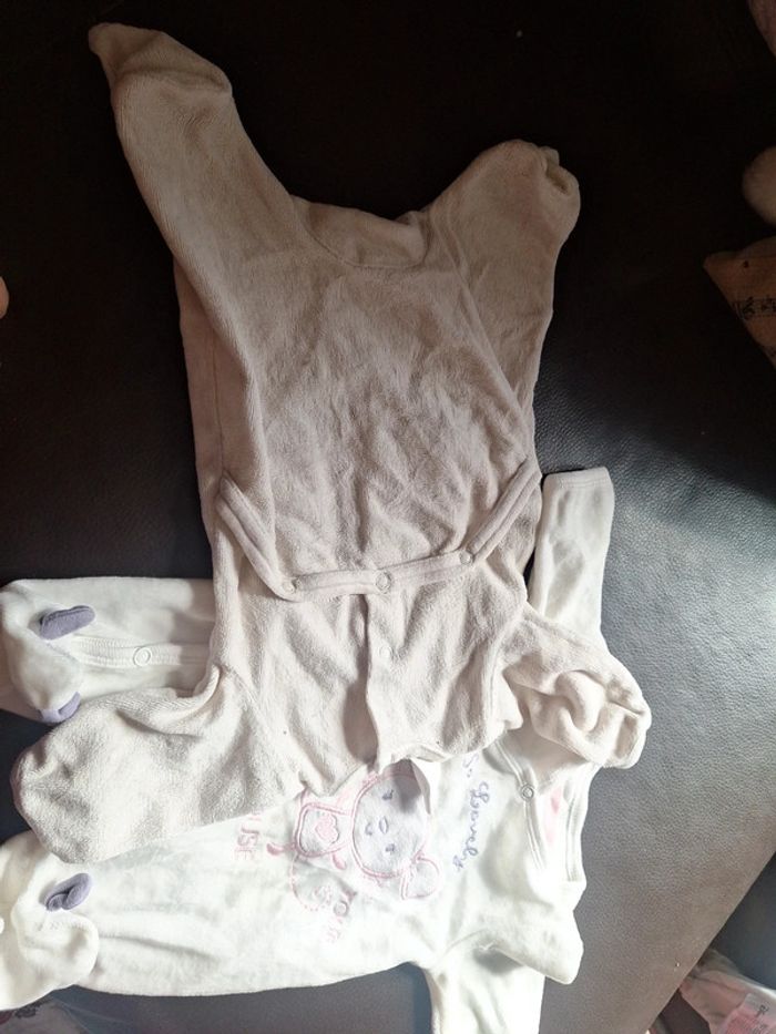 Lot 2 pyjamas velours beige et marron clair - photo numéro 5