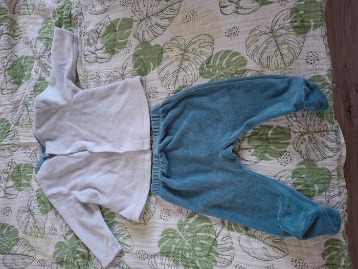 Pyjama 3 mois - photo numéro 2