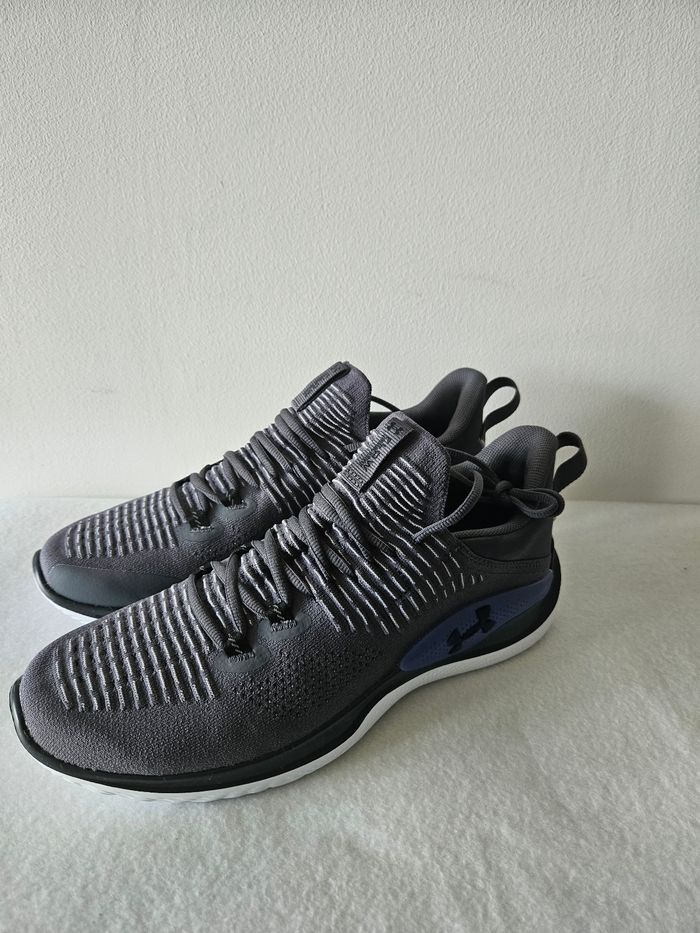 Baskets Pointure 45 under armour