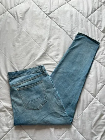 Jean homme Kiabi éco-conception – coupe slim – taille 2XL/50 – bleu clair