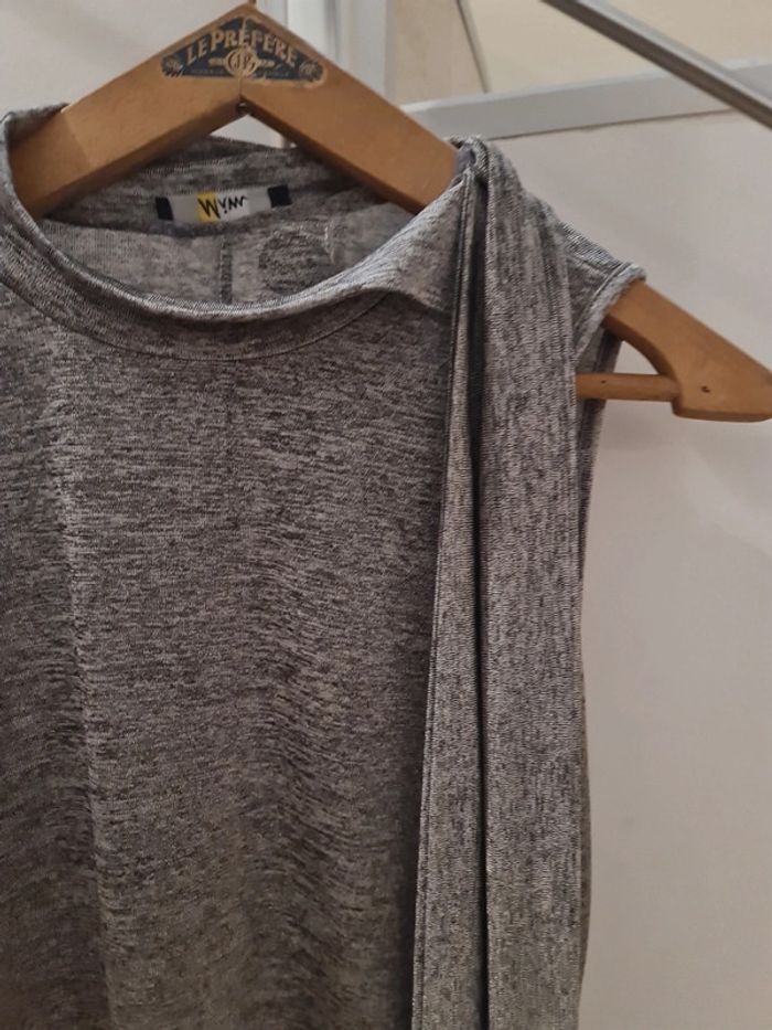 Tee-shirt sans manches MIM taille 40 - photo numéro 9
