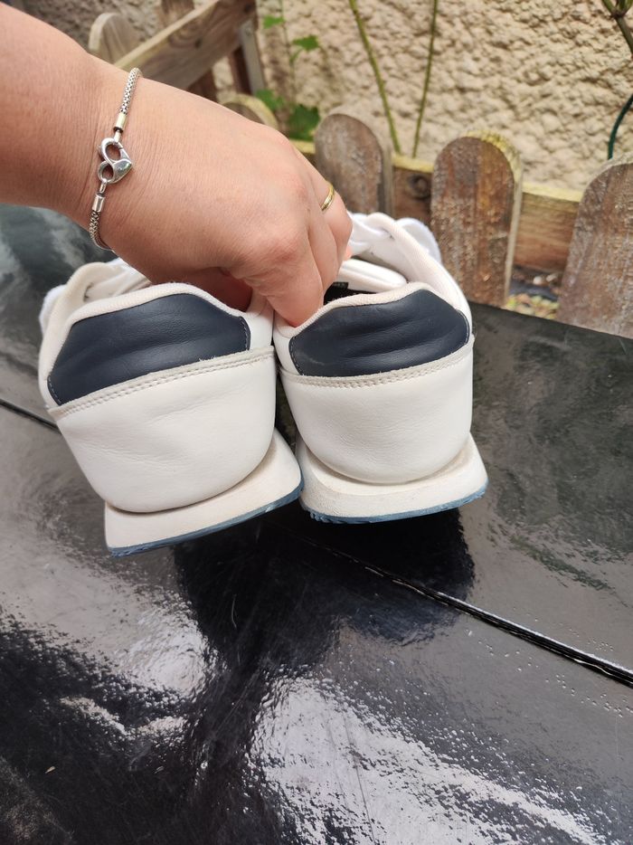 Vend. Basket tommy Hilfiger très bon état - photo numéro 2