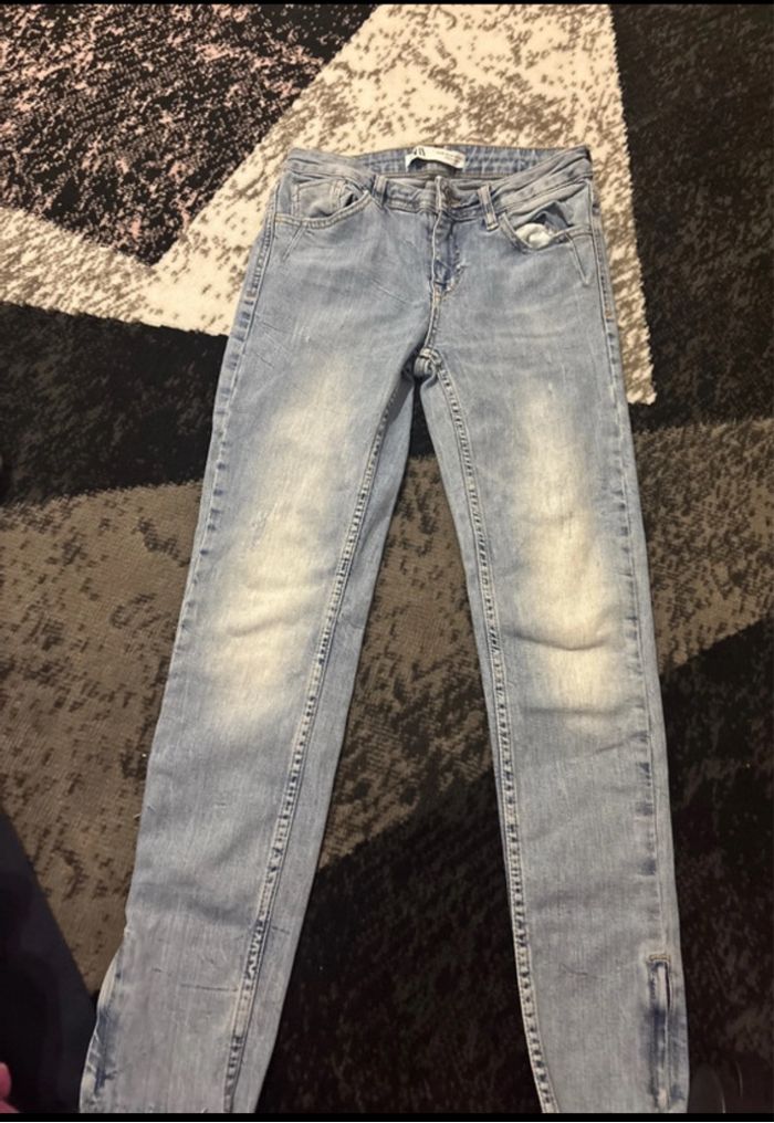 Jeans Zara taille xs - photo numéro 3