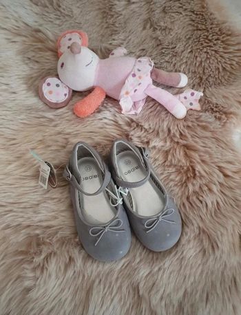 Ballerine grise obaibi taille 23 neuve