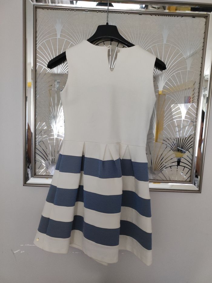 Robe originale et très chic - photo numéro 4