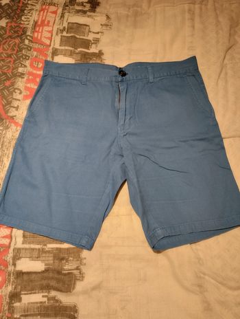 Short bleu