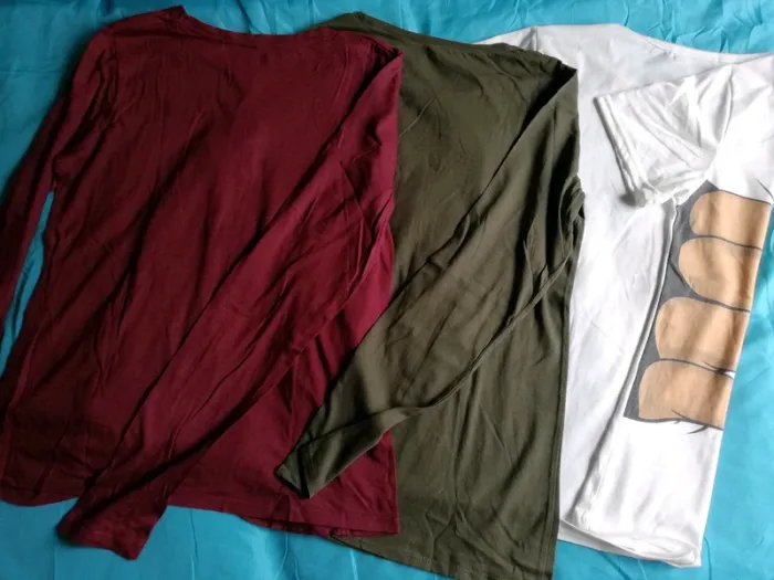 Lot de t-shirts ado. - photo numéro 2