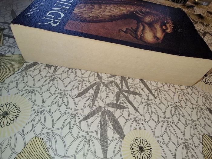 Brisingr Saga Eragon Tome 3 format broché - photo numéro 3