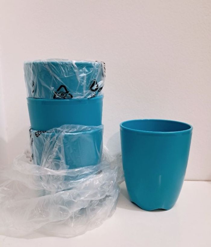 Lot 4 gobelets Tupperware