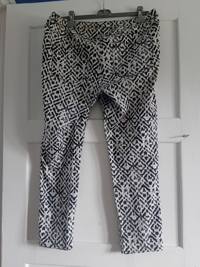 Pantalon imprimé noir et blanc - photo numéro 5