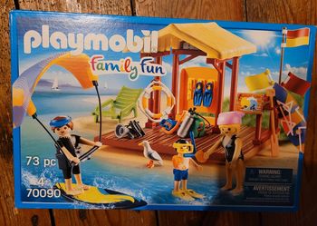 NEUF scellé Playmobil Family Fun Espace de Sports nautiques plage planche voile palmes