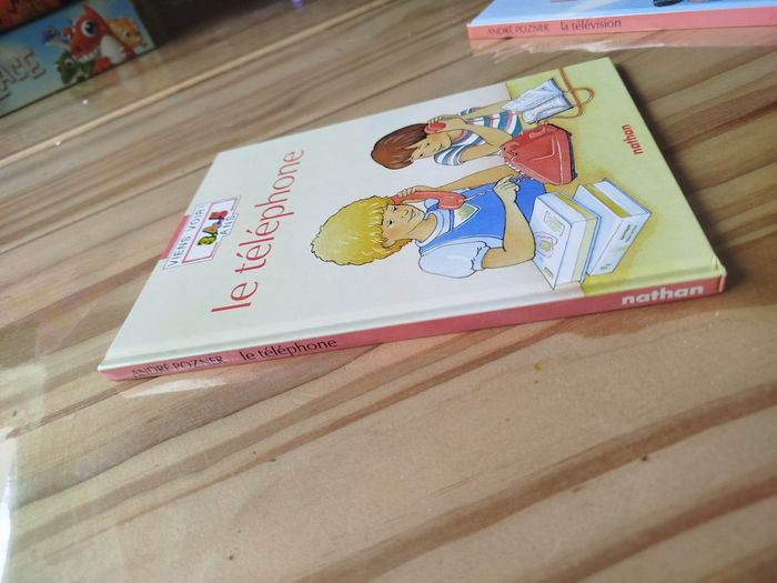 Le téléphone - photo numéro 2
