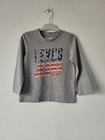T-shirt Levi's gris 3 ans TBE