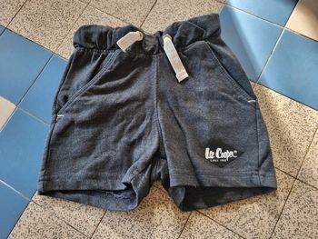 Short 3 ans