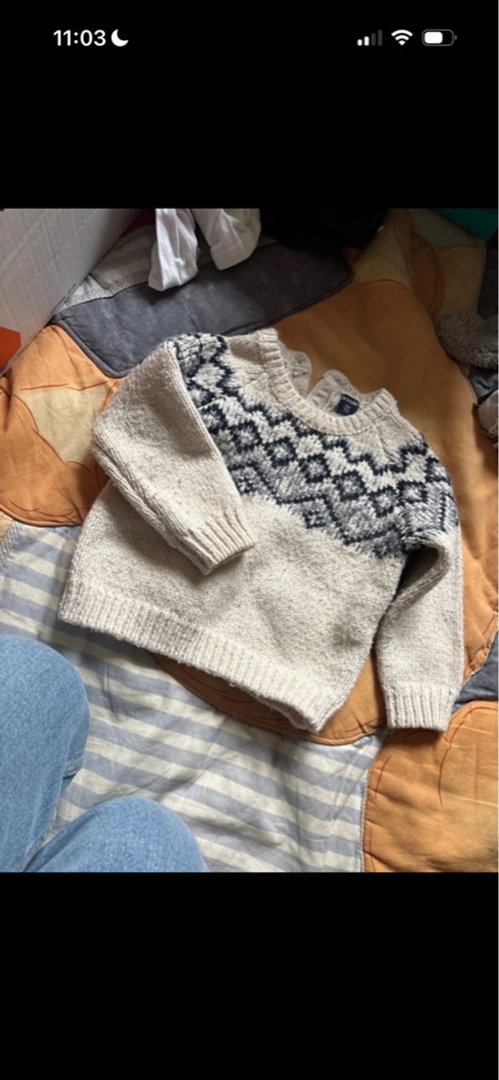 Pull bébé - photo numéro 1