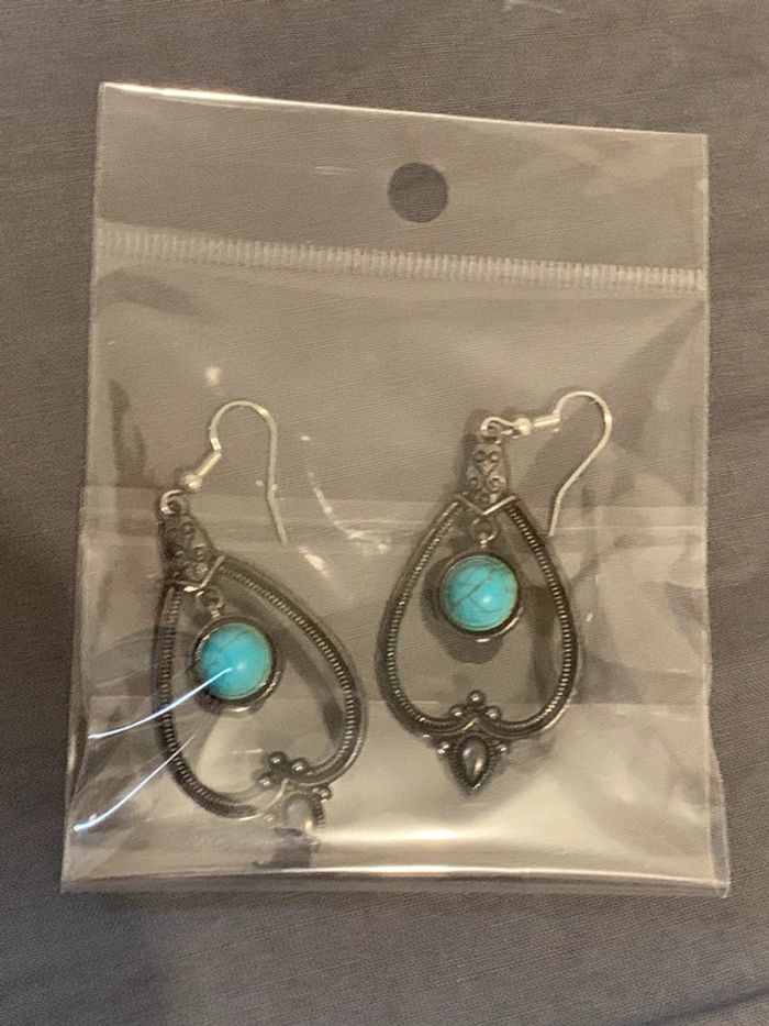 Jolies boucles d’oreilles