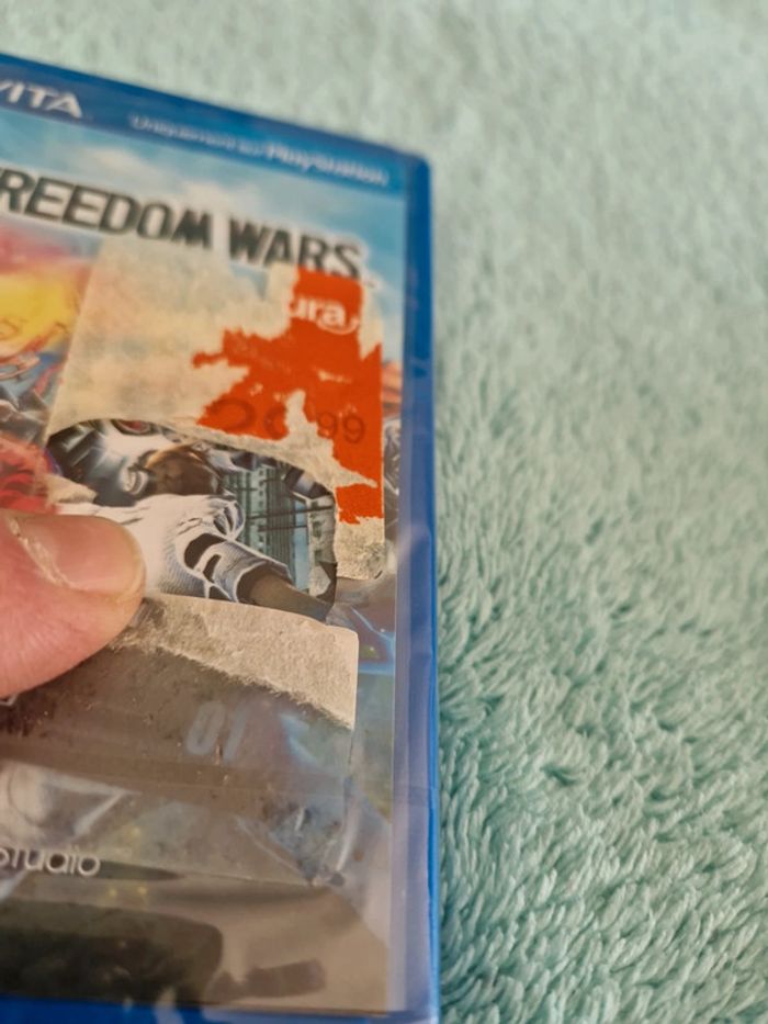 Freedom wars neuf sous blister ps vita - photo numéro 3