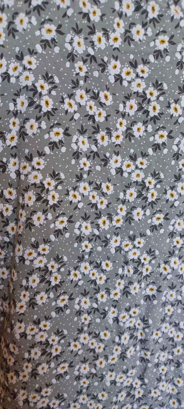 Très jolie robe d'été femme T U - photo numéro 8