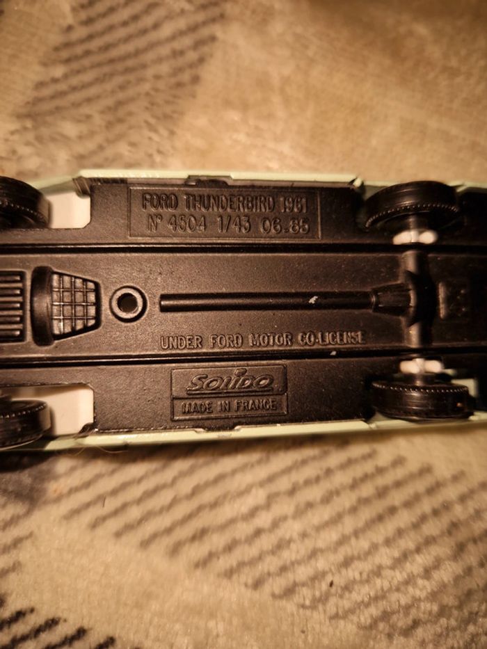 Lot de 4 voitures 1:43 en métal - photo numéro 6