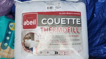 Couette Abeil 140×200cm Neuve.