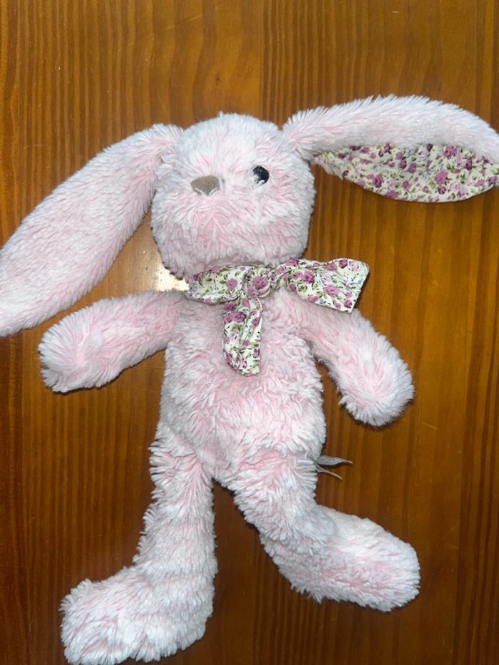 Peluche doudou, doudou, doudou, lapin, histoire d’ours