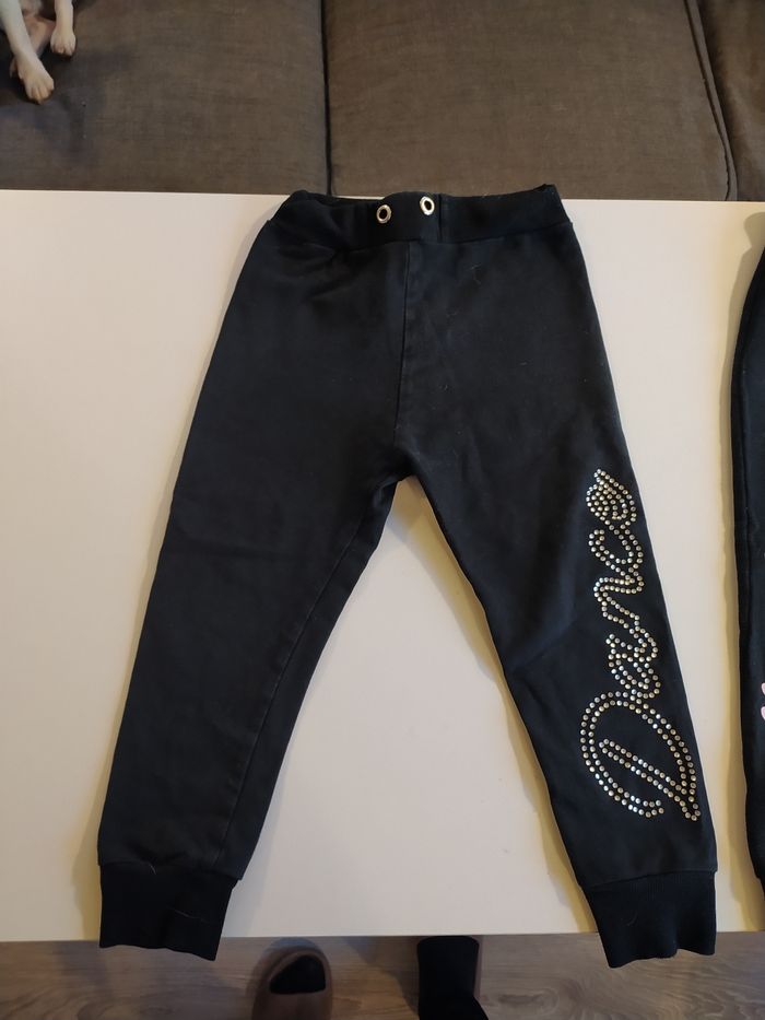 Lot 2 pantalons jogging 8 ans TBE - photo numéro 3