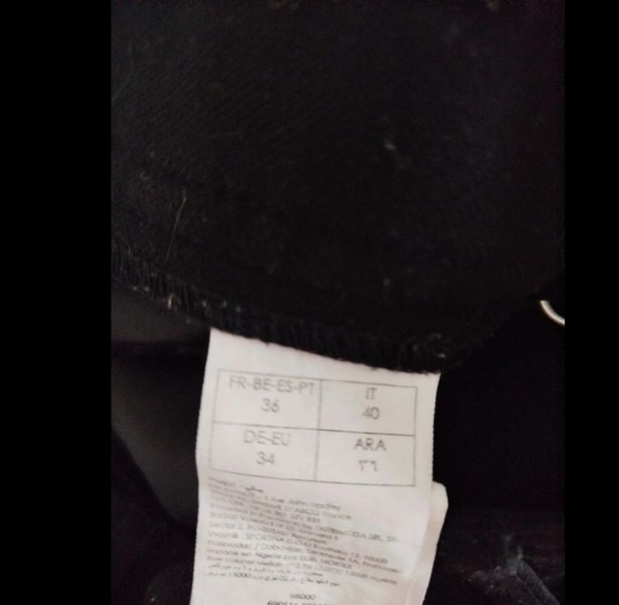 Jupe noire - photo numéro 5