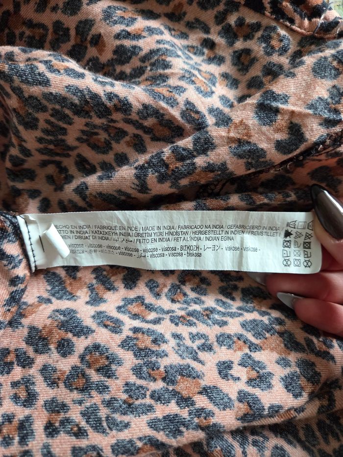 Robe Stradivarius Léopard taille L - photo numéro 4