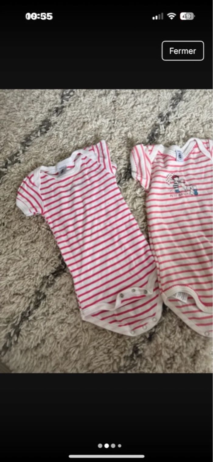 Lot 3 bodie petit bateau 6 mois très bon état - photo numéro 3