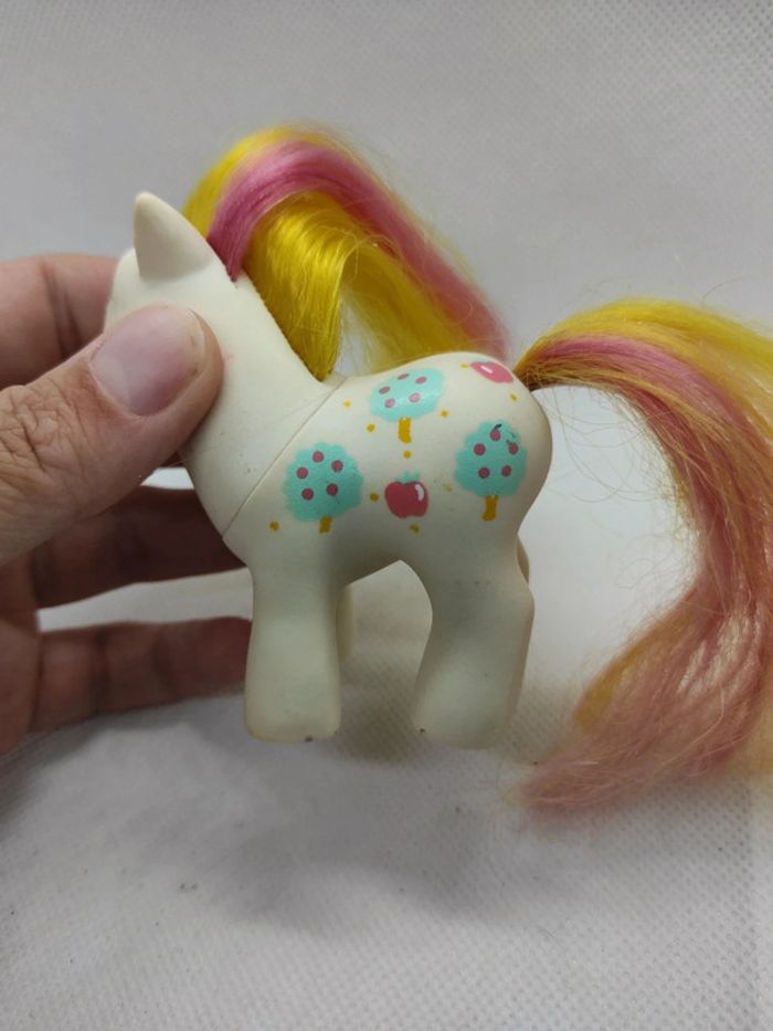 G1 My Little Pony mein kleines baby sister apple delight TAF #geektradeponeyg1 - photo numéro 3